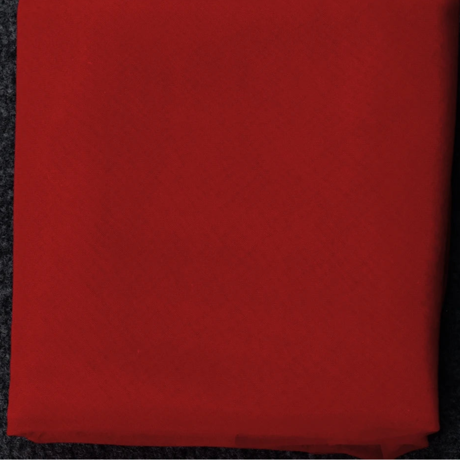 
                      
                        Red fabric on a textured black background with 'TOPQUEEN' branding.
                      
                    