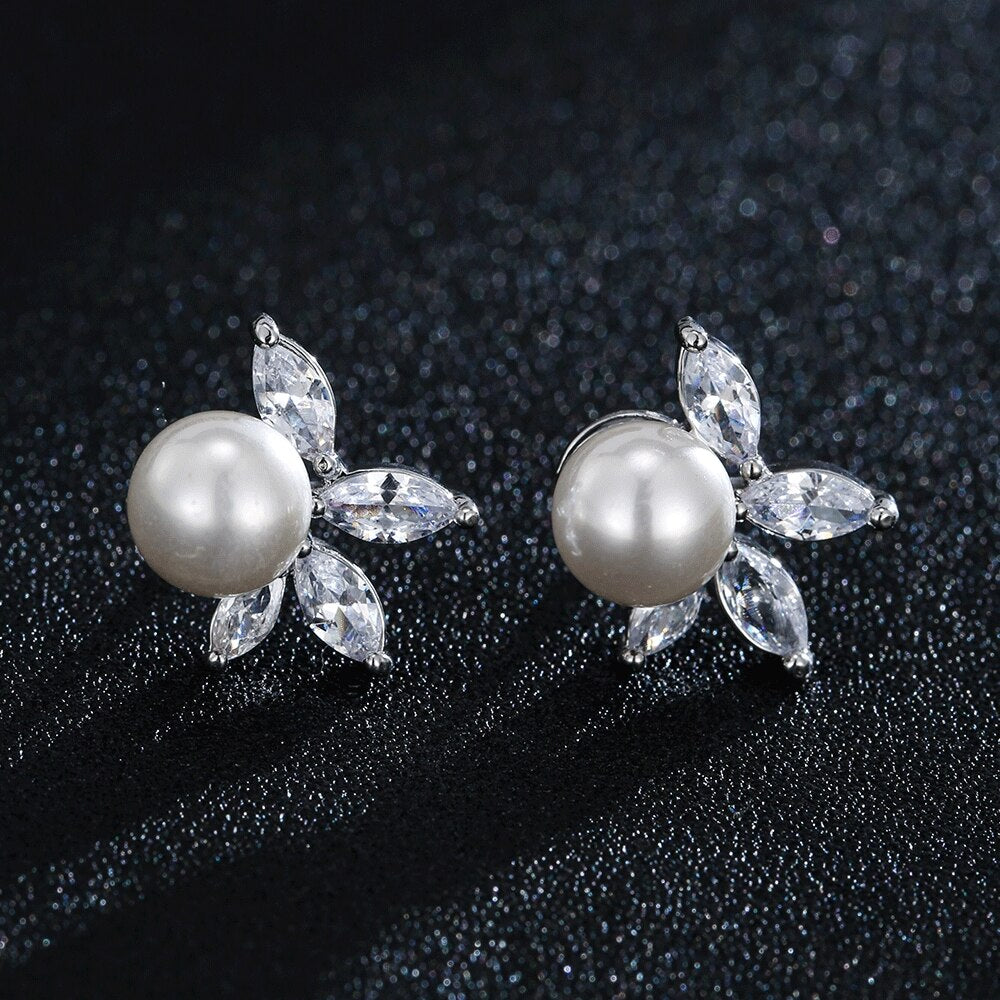 
                      
                        Fashion Imitation Pearl Drop Cubic Zirconia Wedding Earrings
                      
                    