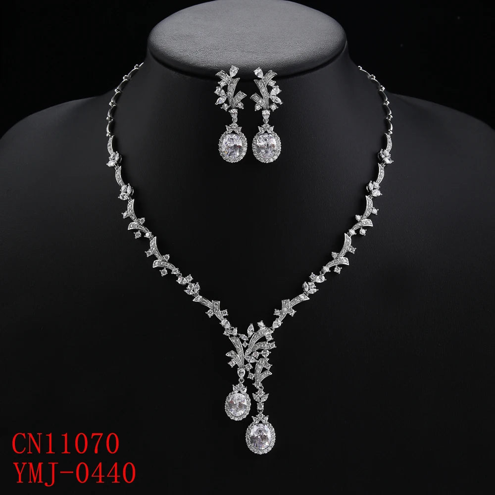 
                      
                        Luxury Cubic Zirconia Necklace and Earring Set Party Wedding Jewelry Accessory
                      
                    