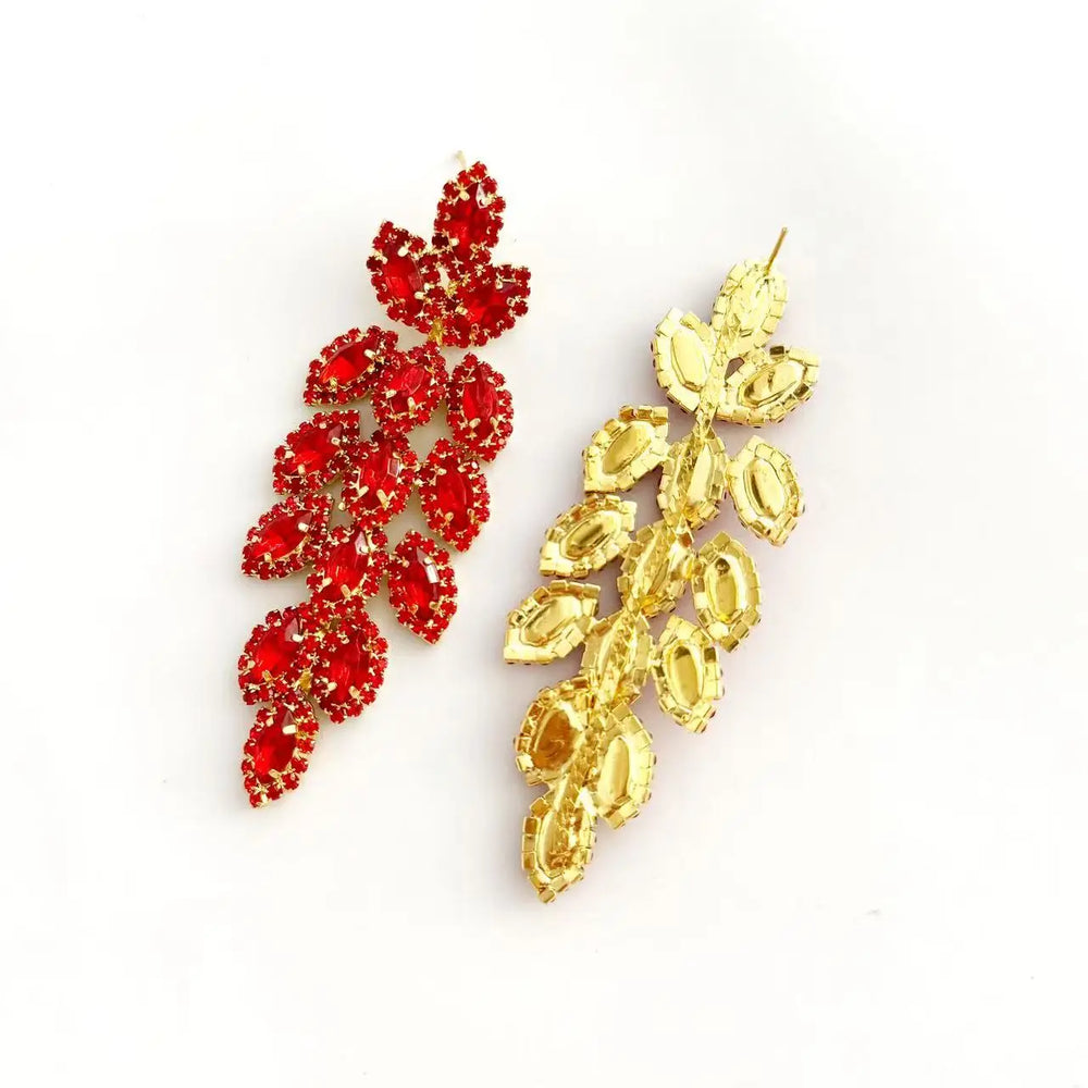 
                      
                        Oversized Crystal Rhinestone  Leaf Pattern Earrings
                      
                    