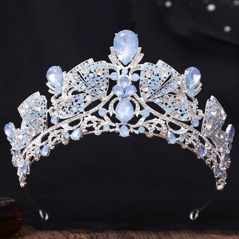
                      
                        Butterfly Crystal Crown Rhinestone Princess  Tiara Hair Accessories, this stunning oversized tiara features brilliantly cut crystals arranged in a mesmerizing mirrored illusion pattern
                      
                    