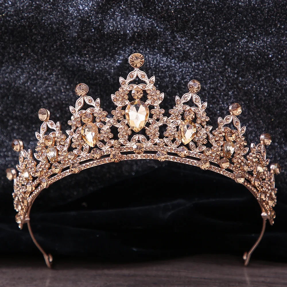 
                      
                        Rhinestone Crystal Crown Hair Accessories Tiara Hair Accessory
                      
                    