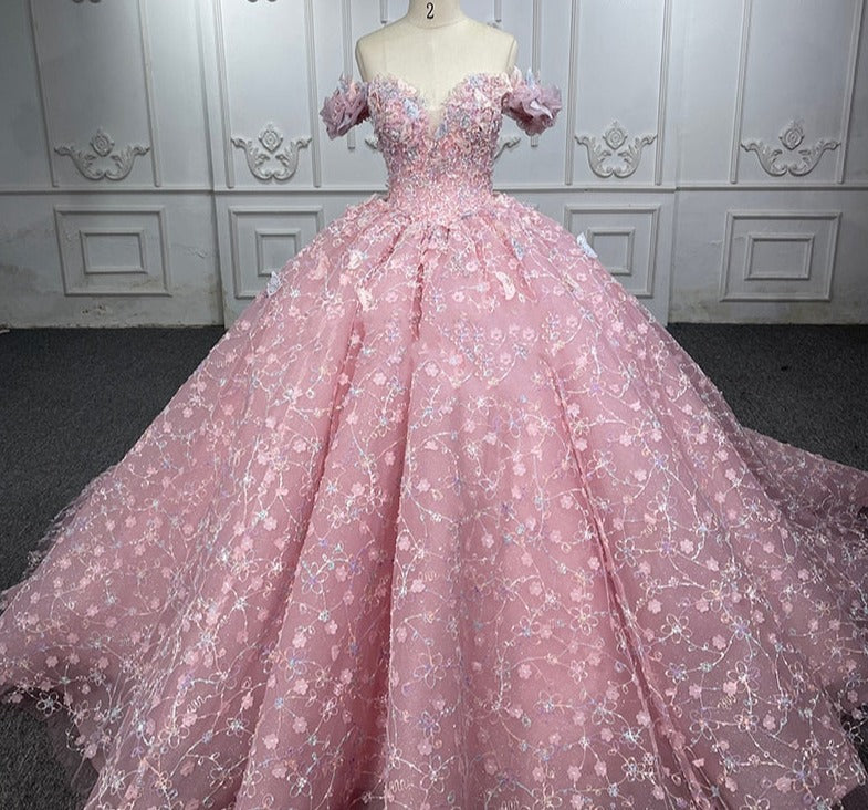 
                      
                        Classic Quinceanera Dress Ball Gown With Pink Flowers
                      
                    