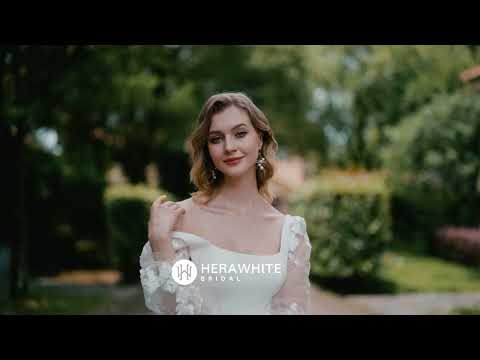 
                      
                        Load and play video in Gallery viewer, Square Neck Crepe Fit And Flare Wedding Dress With Tulle Bishop Sleeves
                      
                    