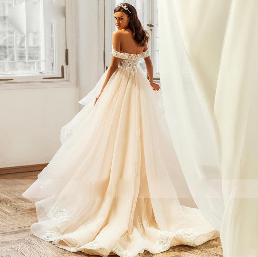 Backless Sweetheart Ball Gown Wedding Dress Court Train Bridal Gown