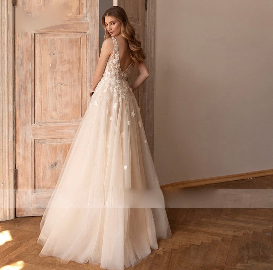 Illusion Lace A-Line Boho Wedding Dress  V-Neck Sleeveless 3D Flowers