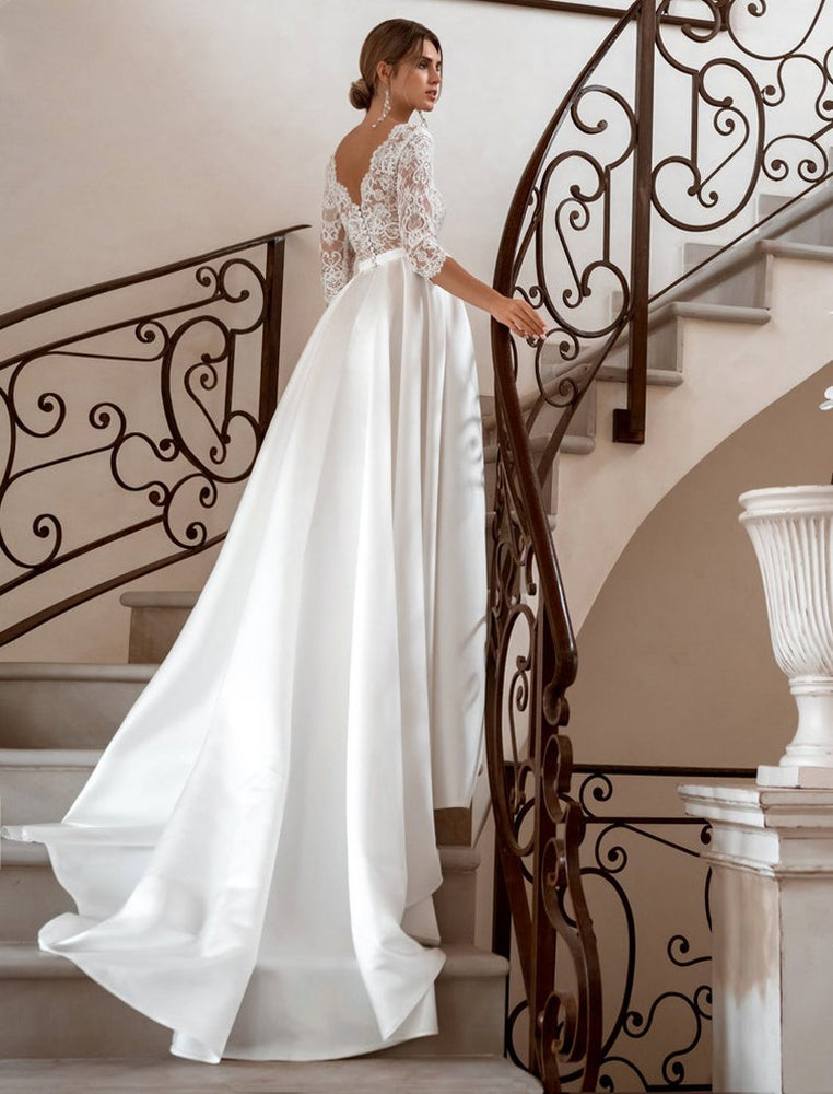 
                      
                        Vintage Satin Lace Wedding Dress A-Line Bridal Gown
                      
                    