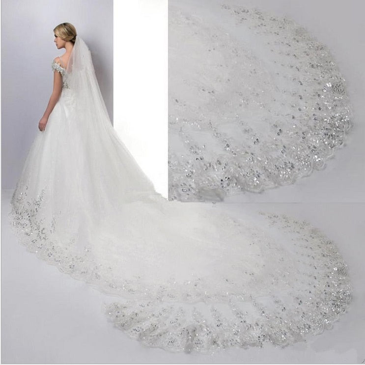 
                      
                        White Ivory Cathedral Wedding Veil Long Lace Edge Bridal Veil with Comb
                      
                    