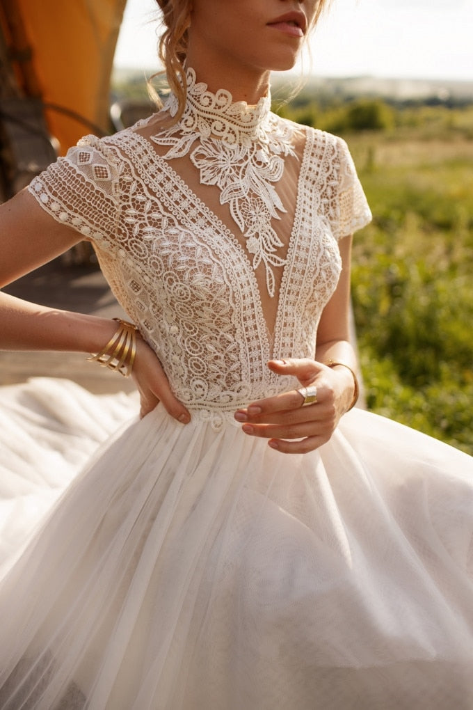 Boho Lace Tulle High Neck Wedding Dress A-Line Vintage Bohemian Bridal Gown