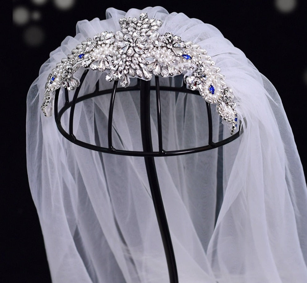 TOPQUEEN V155 Wedding Crystal Veil Wedding Rhinestone Veil Flying Veil  Tulle Veils for Confetti with Clear Crystal Delicate Nail