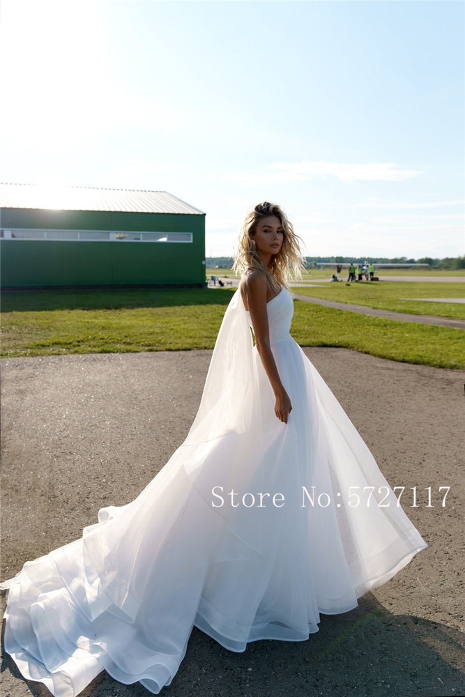 
                      
                        One Shoulder A-line Ruched Organza Princess Wedding Bridal Gown
                      
                    
