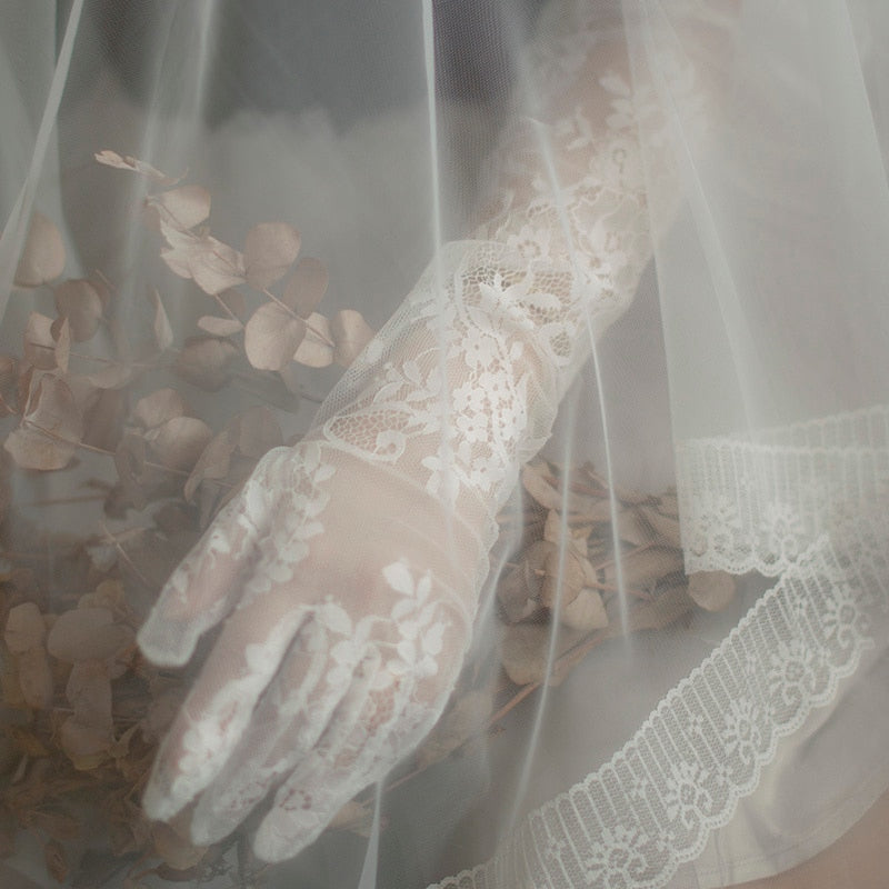 lace bridal wedding gloves