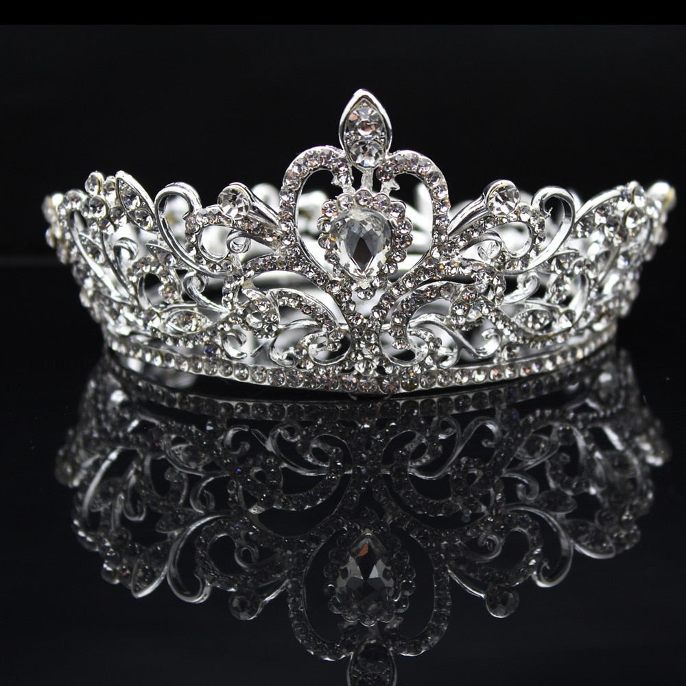 
                      
                        Full Round Crystal Rhinestone Crown Girls Party Hair Accessory
                      
                    