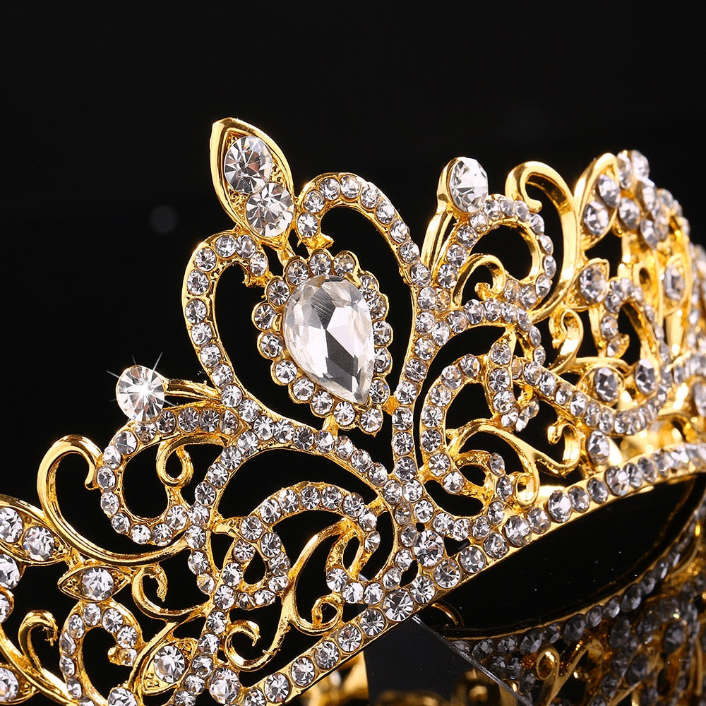 
                      
                        Full Round Crystal Rhinestone Crown Girls Party Hair Accessory
                      
                    