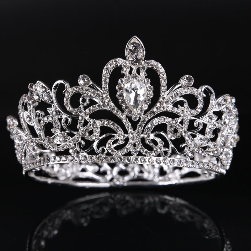 
                      
                        Full Round Crystal Rhinestone Crown Girls Party Hair Accessory
                      
                    