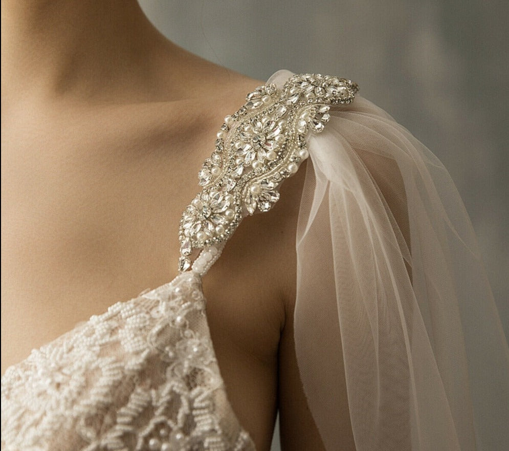 Luxury Wedding Veil Bling Bling Pearls Long Cathedural Bridal Veil