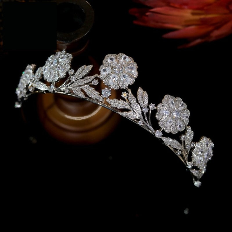 Load image into Gallery viewer, European Gorgeous Flower Zircon Royal Princess Tiaras Bridal Crown
