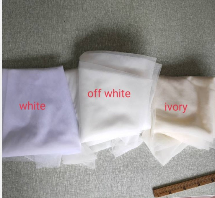 
                      
                        White Ivory Cathedral Wedding Veil Long Lace Edge Bridal Veil with Comb
                      
                    