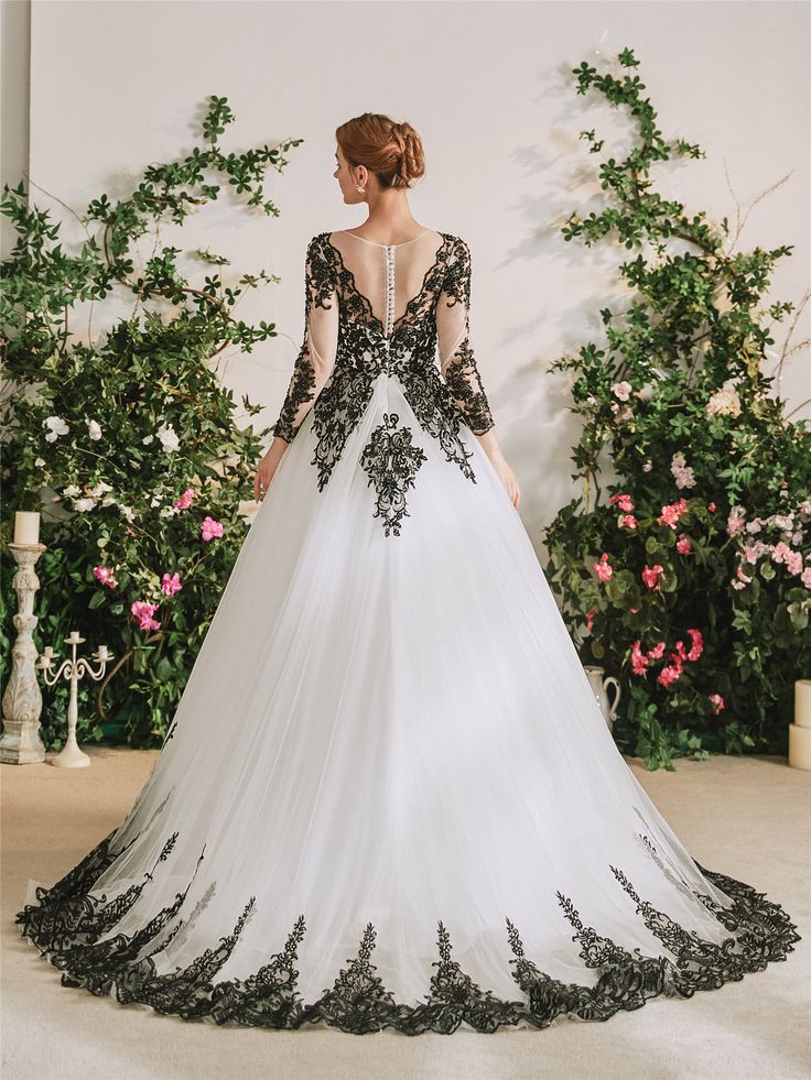 Long Sleeve Wedding Dress Black Lace Button Back Princess Bridal Ball Gown