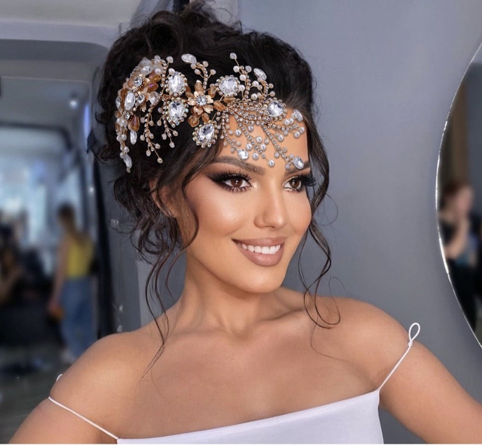 
                      
                        Trendy Bridal Headband Wedding Crown Hair Accessory Crystal Hair Headdress
                      
                    