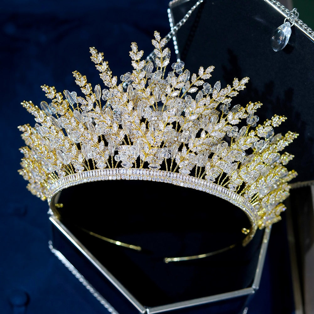 Load image into Gallery viewer, Handmade Crystal Zircon Luxury Queen Crown Wedding Hair Bridal Accessory
