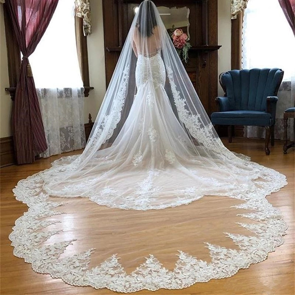 FantasyBride Store White Ivory Vintage Wedding Veil Soft Tulle Royal Bridal Veil with Comb Ivory / 400cm