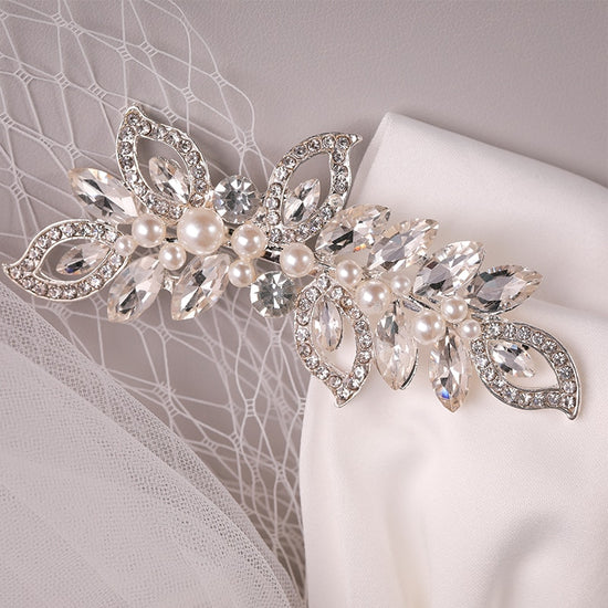 Load image into Gallery viewer, Silver Crystal Wedding Bridal Hair Pin Simulated Pearls Hair Accessory
