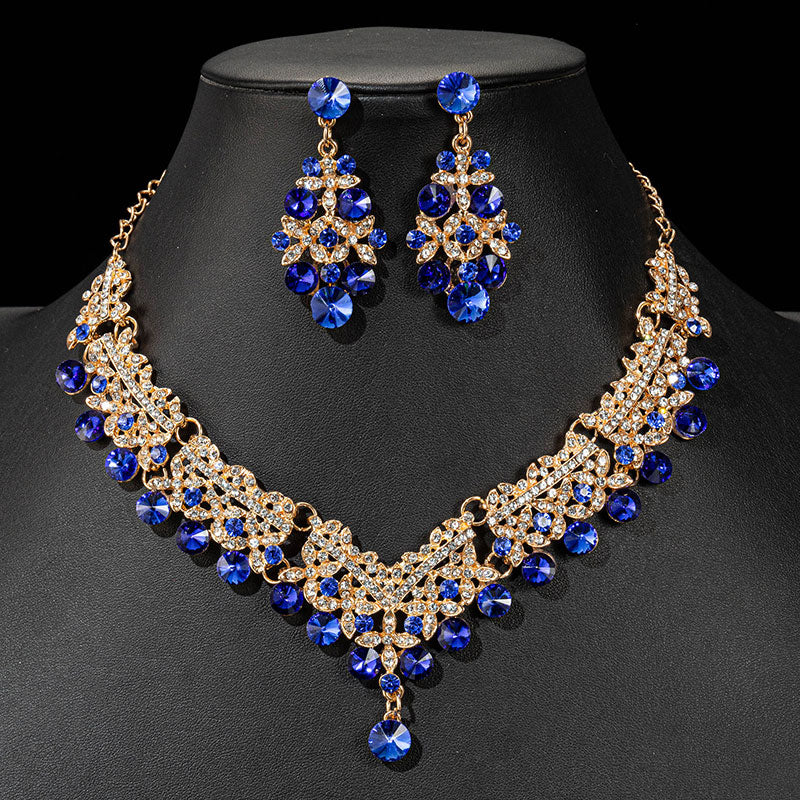 
                      
                        Crystal Necklace  and Earrings Jewelry Set Accessories
                      
                    