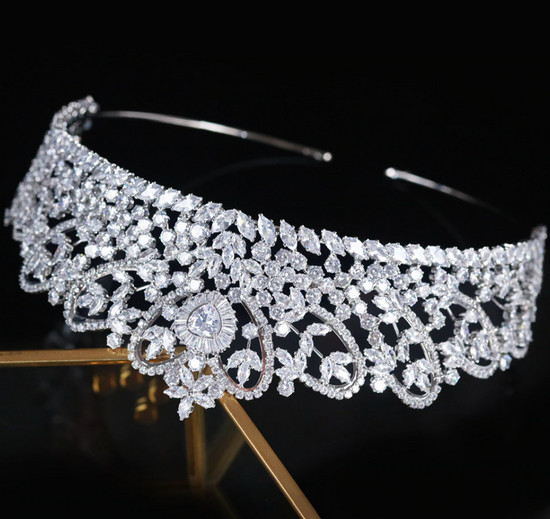 Wedding Bridal Tiaras Full Cubic Zirconia  Crowns Heart Shape - TulleLux Bridal Crowns &  Accessories 