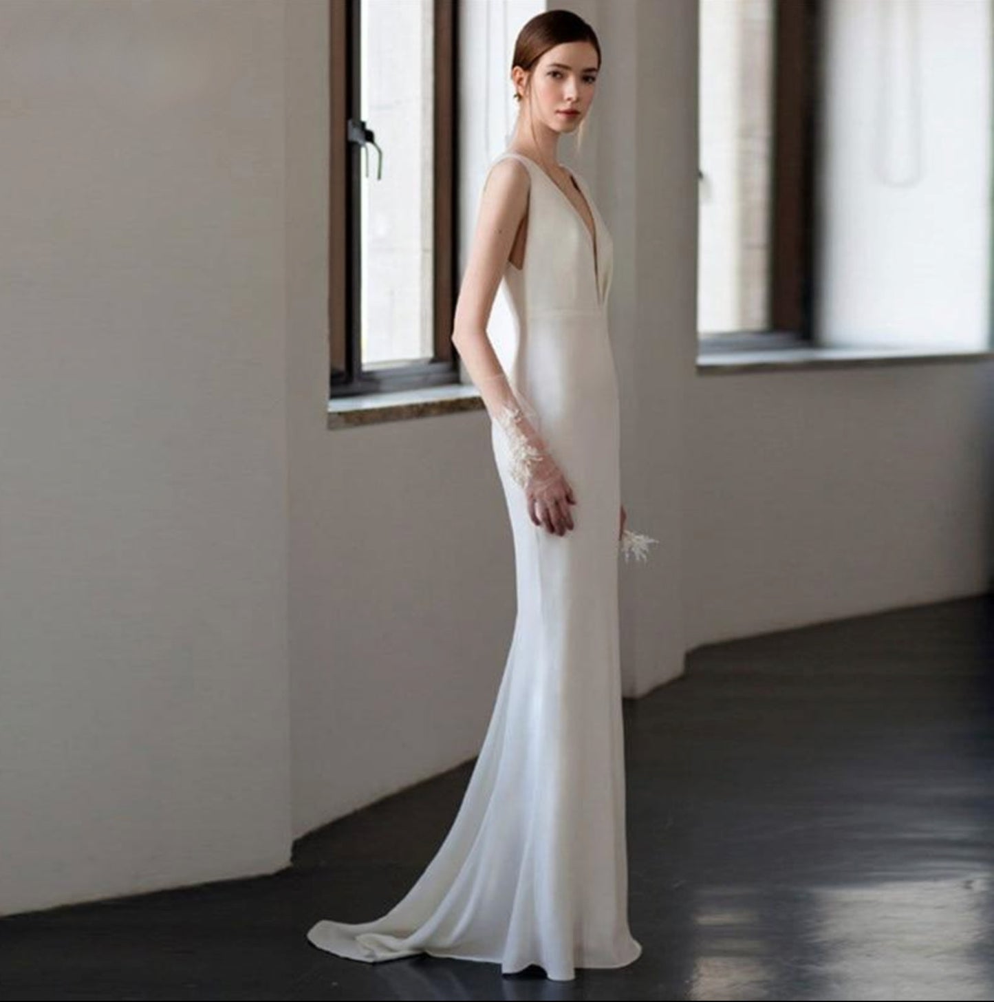 Slender Mermaid Backless Sheath Crepe Chiffon Wedding Bridal Dress