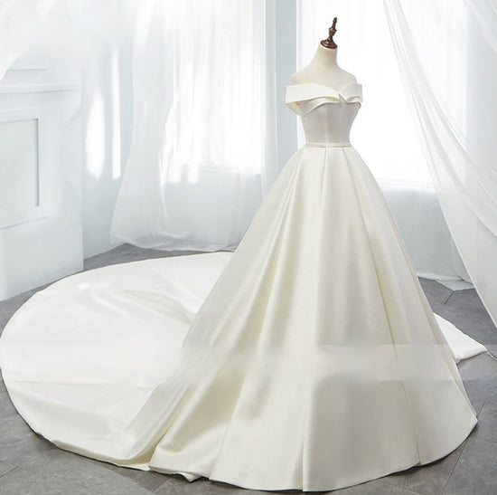 Load image into Gallery viewer, Strapless Matte Satin Royal Train Ball Gown Wedding Bridal Dress
