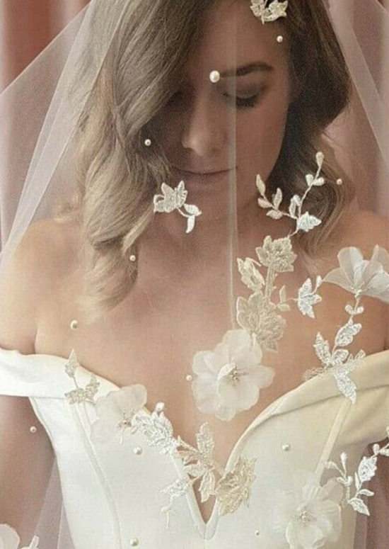 Appliques Wedding Veil 3D Flowers Pearls Cathedral Chapel Length Elegant Bridal Veil - TulleLux Bridal Crowns &  Accessories 