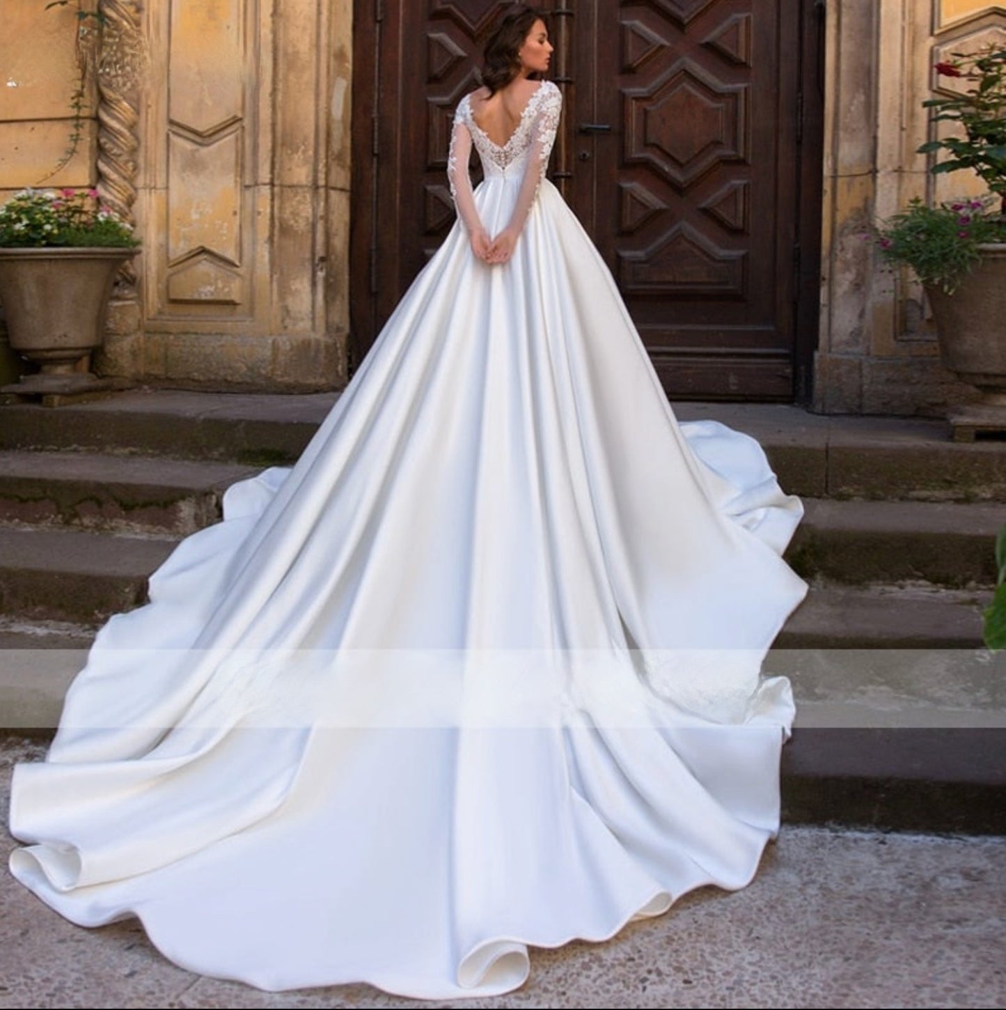 Romantic Matte Satin Scoop Neck Chapel Train A-Line Wedding Bridal Gown