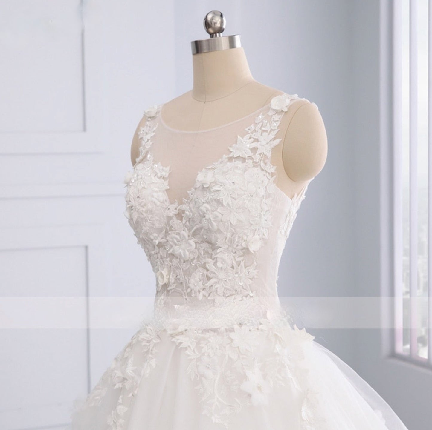 Load image into Gallery viewer, Pearl Beaded Lace A-Line Bridal Wedding Dress
