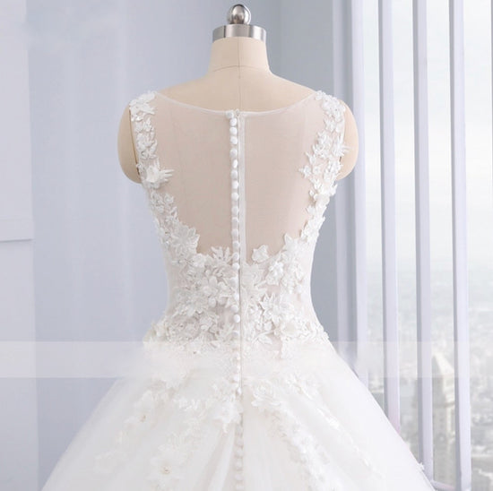 Load image into Gallery viewer, Pearl Beaded Lace A-Line Bridal Wedding Dress
