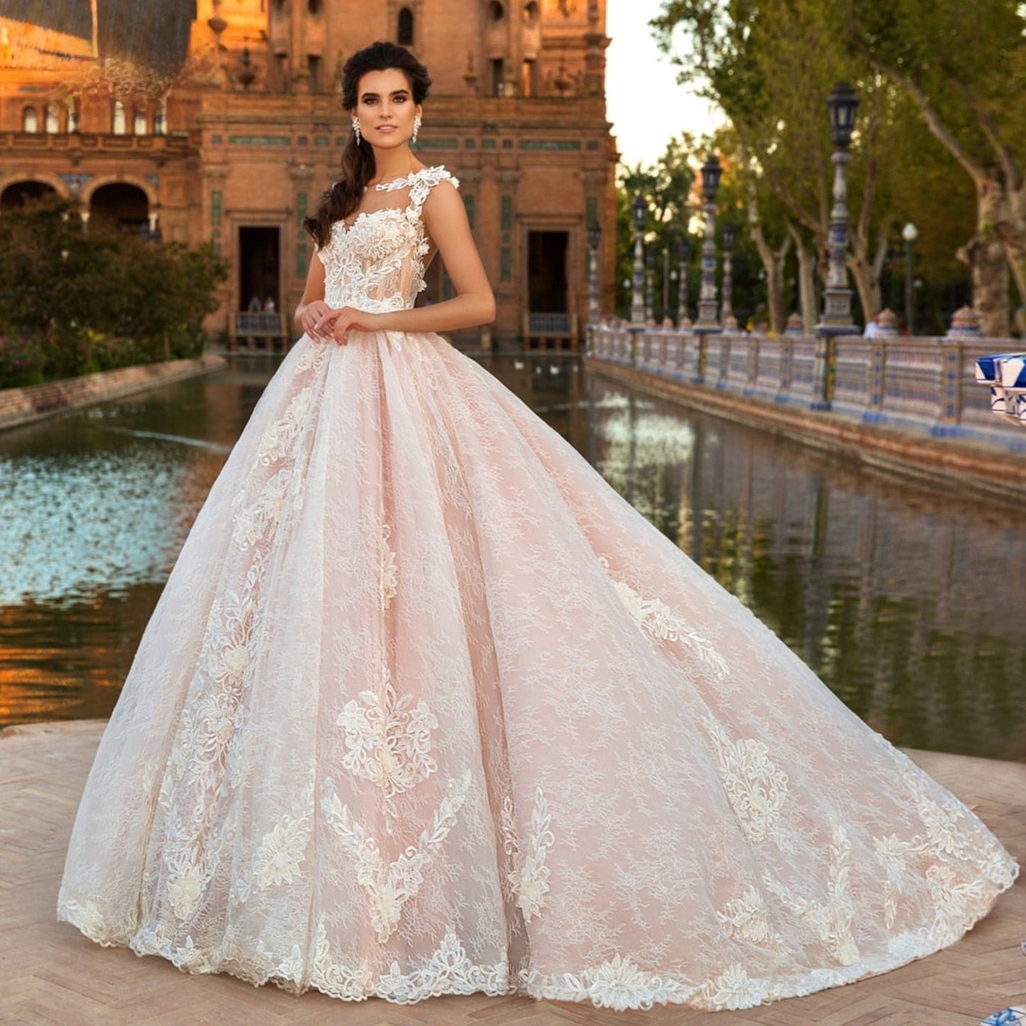 Luxurious Illusion Lace A-Line Wedding Bridal Ball Gown