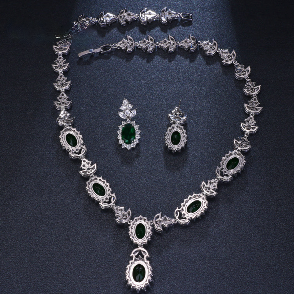 
                      
                        Fashion Luxury Oval Emerald Green Crystal Necklace Earring Jewelry Set
                      
                    