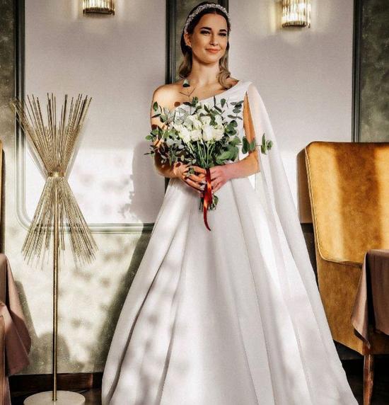 One Shoulder A-line Ruched Organza Princess Wedding Bridal Gown