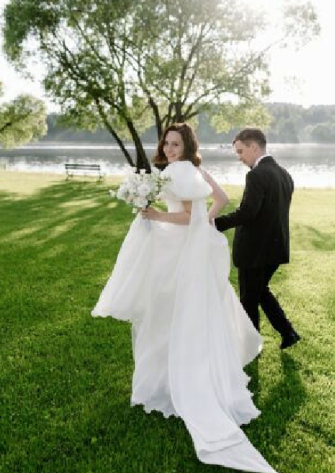 
                      
                        One Shoulder A-line Ruched Organza Princess Wedding Bridal Gown
                      
                    