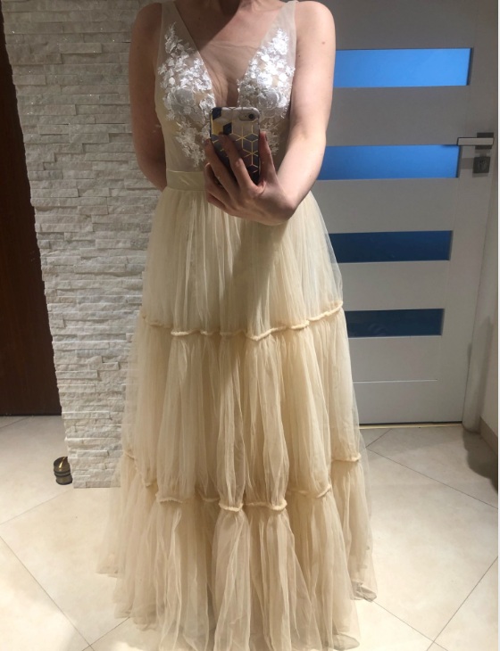 
                      
                        Garden Party Boho Deep V Neck Sleeveless Tulle Lace Wedding Bridal Gown
                      
                    