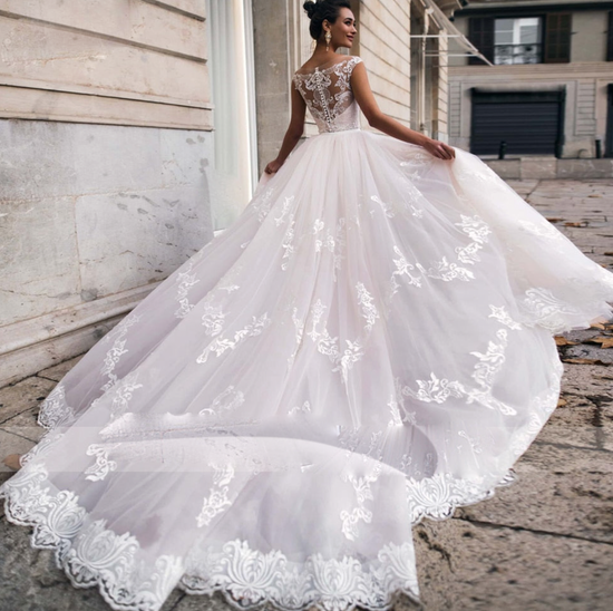 Illusion Cap Sleeve Lace Trumpet Wedding Dress Detachable Train Bridal Gown