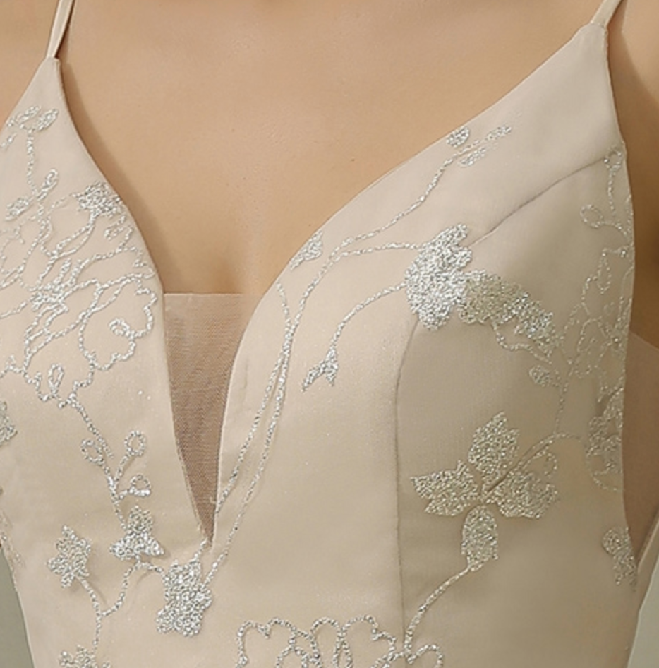 
                      
                        Glitter Patterned Wedding A Line Dress Bridal Gown
                      
                    