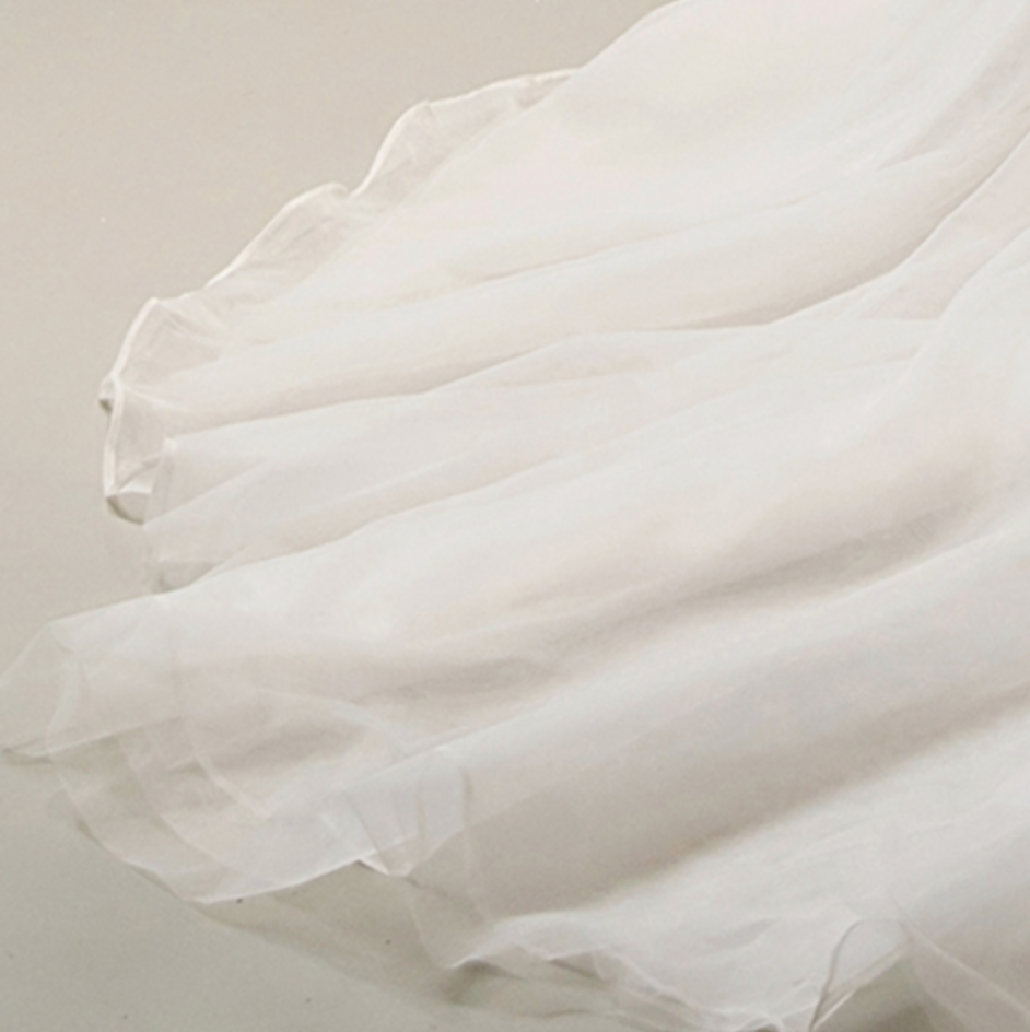 
                      
                        Elegant Mermaid Gown With Detachable Bell Sleeves
                      
                    