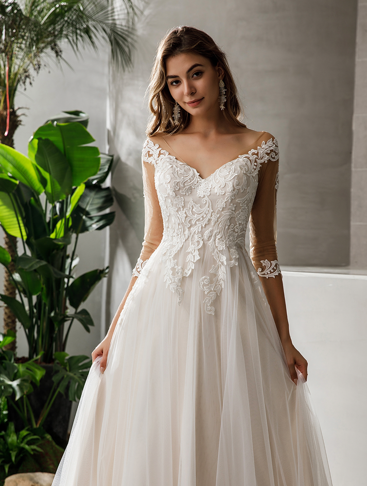 
                      
                        Gorgeous Lace A-line Bridal Gown With 3/4 sleeves
                      
                    