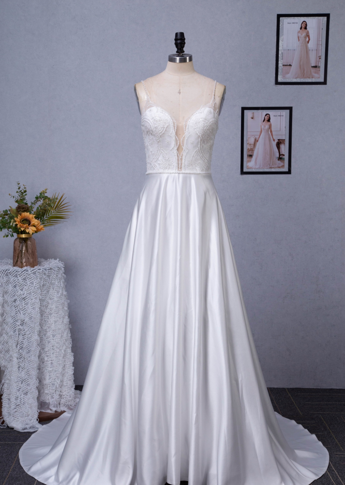 
                      
                        Beaded Deep V-Neckline Satin A-Line Pocket Wedding Dress
                      
                    