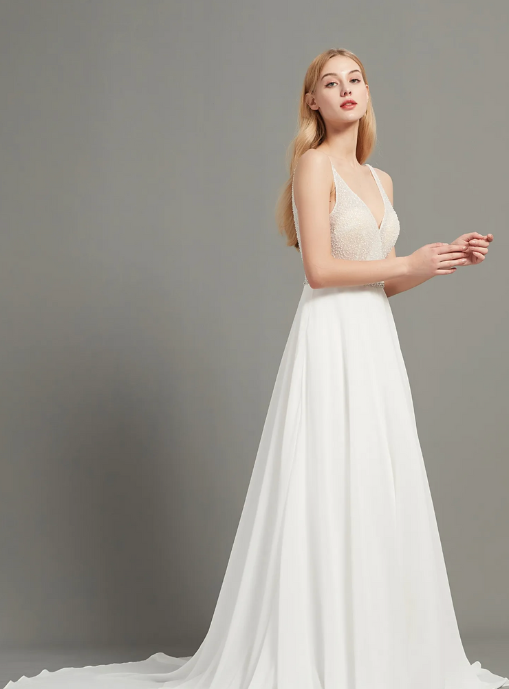 
                      
                        Crystal and Beading V Neck Aline Chiffon Wedding Dress
                      
                    