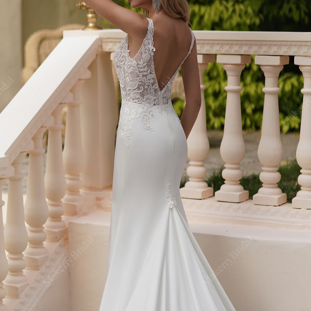 
                      
                        Elegant Beaded Lace Satin Mermaid Wedding Dress
                      
                    