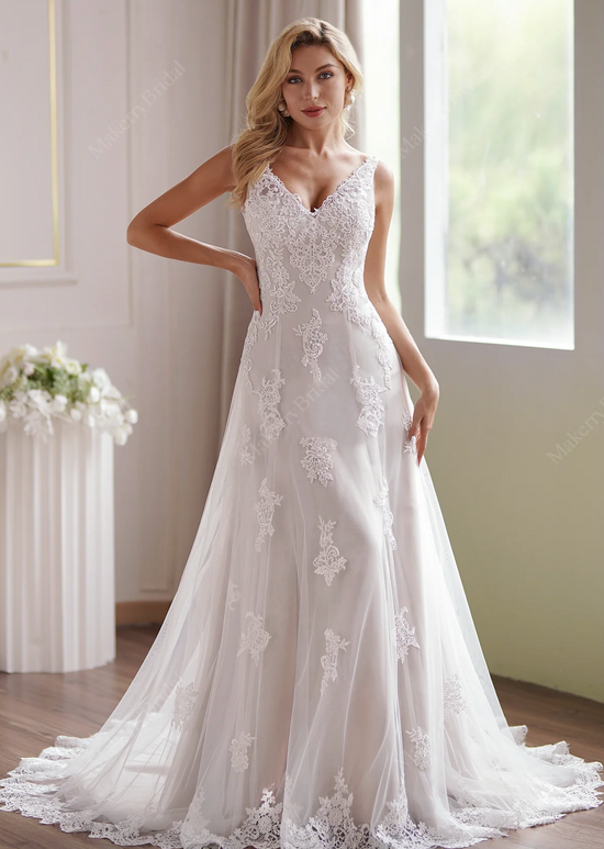 Load image into Gallery viewer, Romantic Strap V-Neck Fit &amp;amp; Flare Wedding Dress
