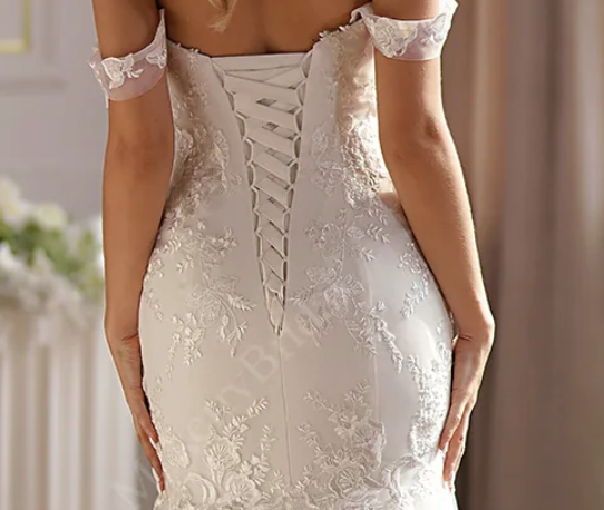 
                      
                        Floral Sequined Mermaid Bridal Gown With Dreamy Details
                      
                    
