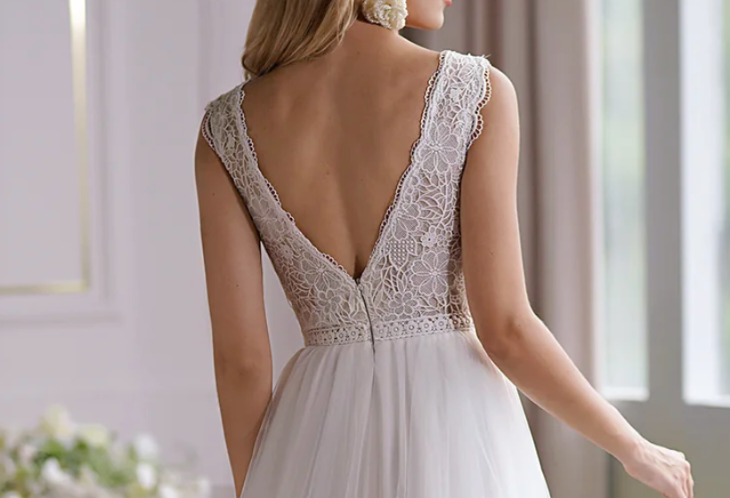 
                      
                        Illusion Lace Boho Wedding Dress With Alluring Open Back
                      
                    